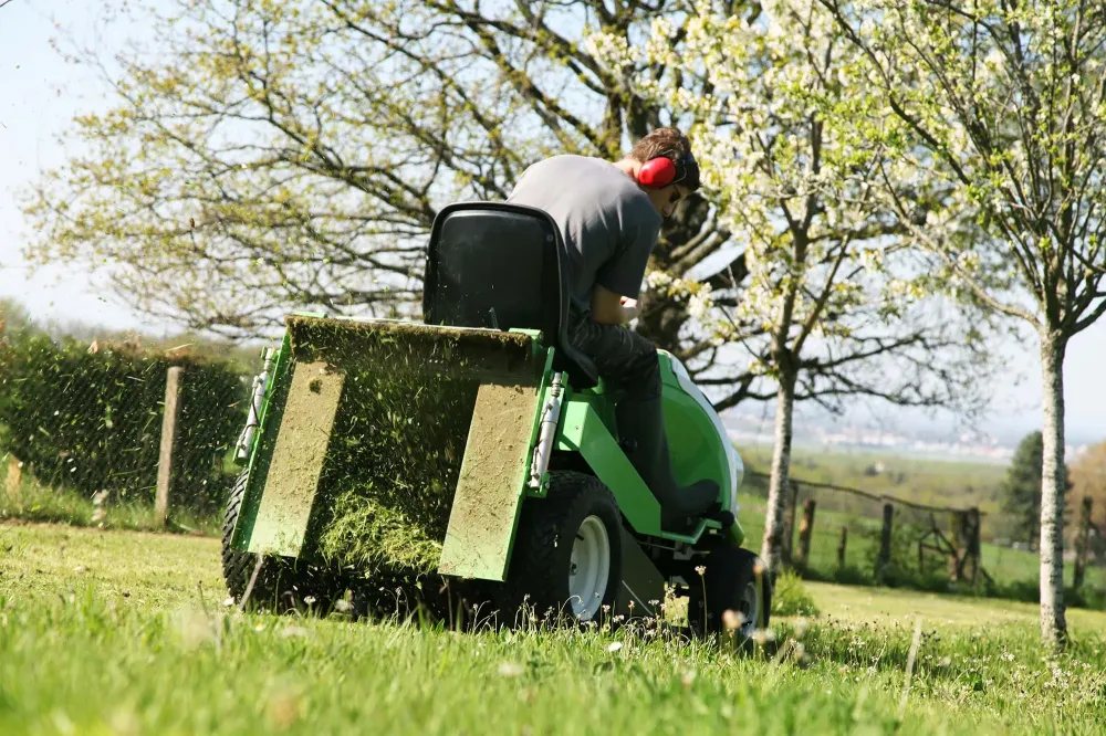 tracteur tondeuse à Vendôme